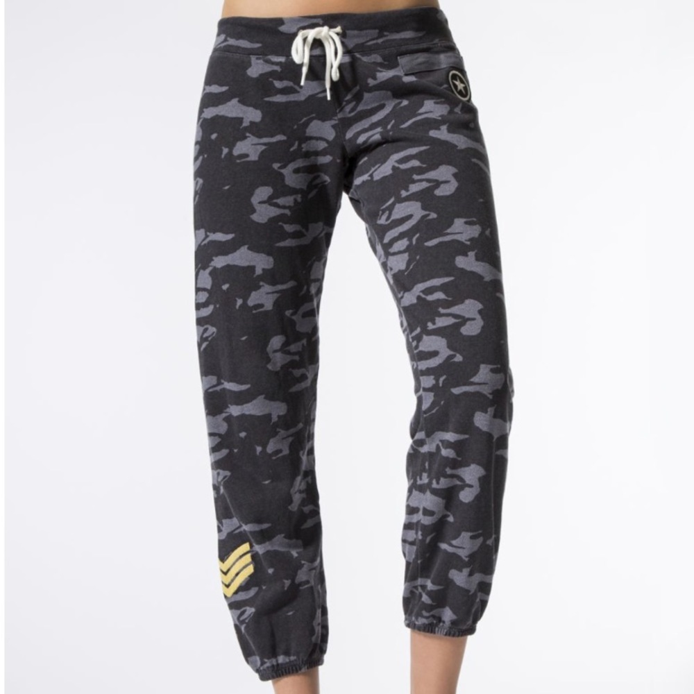 MONROW Vintage Military Camo Sweats with Patches